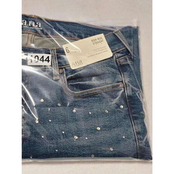 A.N.A. Women’s Studded Blue Denim Jeans Size 6 NWT - Picture 8 of 8